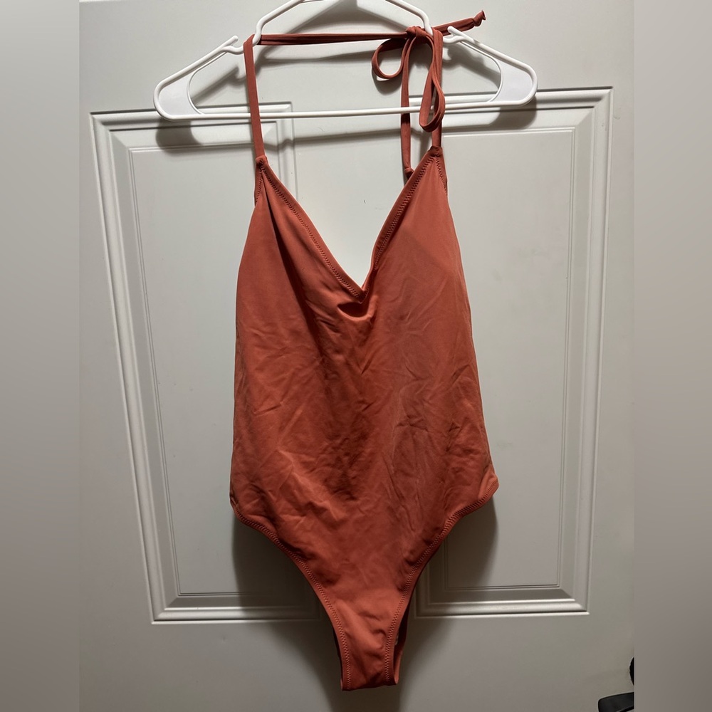 VS PINK ONE PIECE SWIMSUIT